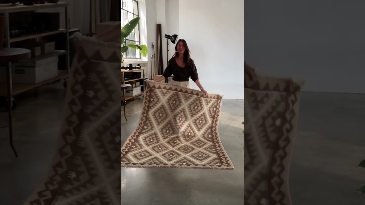 Kuatro Carpets — Kilim
